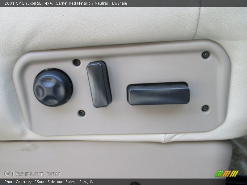 Garnet Red Metallic / Neutral Tan/Shale 2001 GMC Yukon SLT 4x4