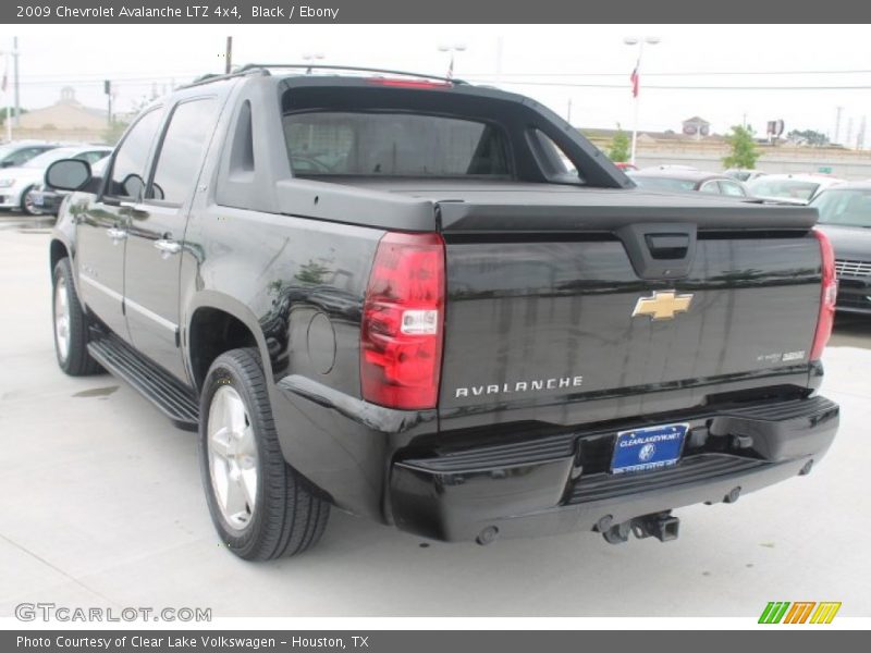 Black / Ebony 2009 Chevrolet Avalanche LTZ 4x4