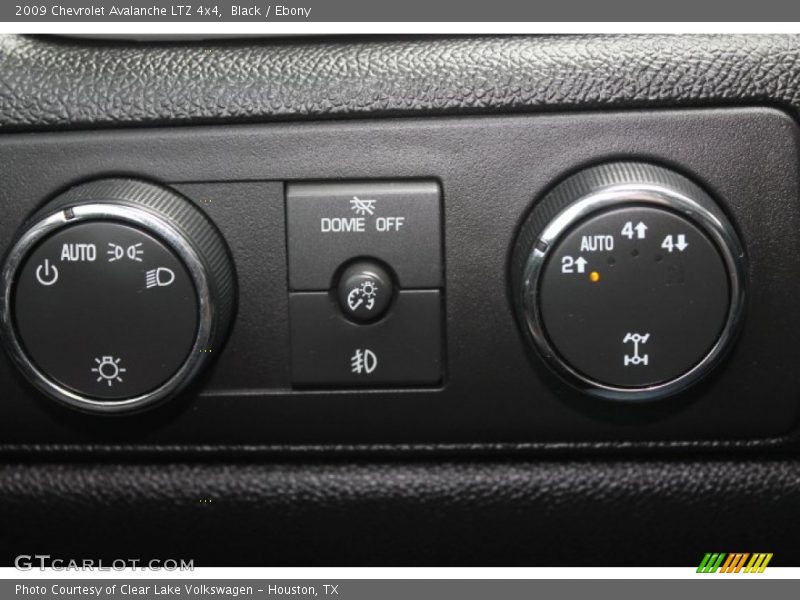 Black / Ebony 2009 Chevrolet Avalanche LTZ 4x4