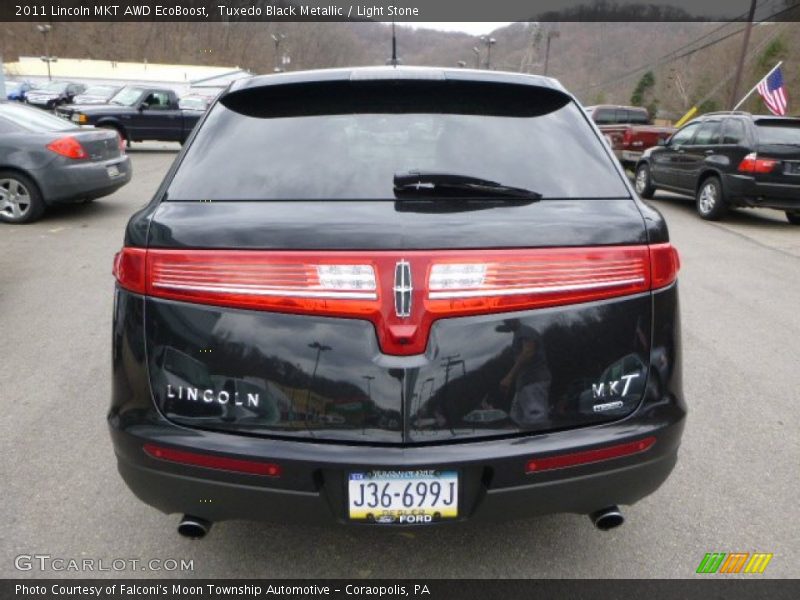 Tuxedo Black Metallic / Light Stone 2011 Lincoln MKT AWD EcoBoost