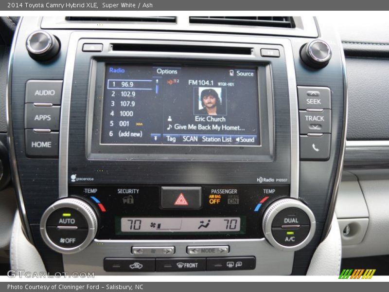 Super White / Ash 2014 Toyota Camry Hybrid XLE