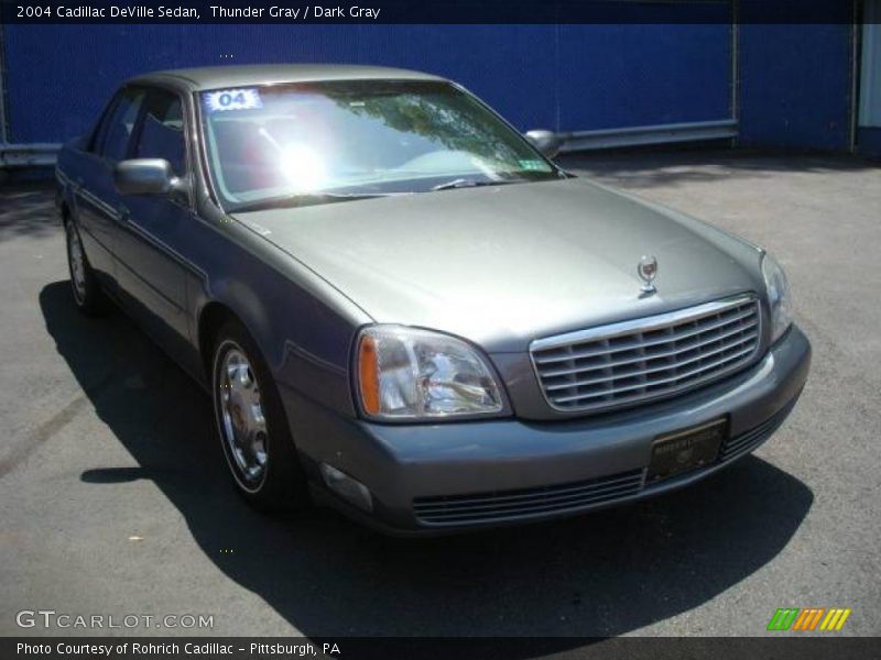 Thunder Gray / Dark Gray 2004 Cadillac DeVille Sedan