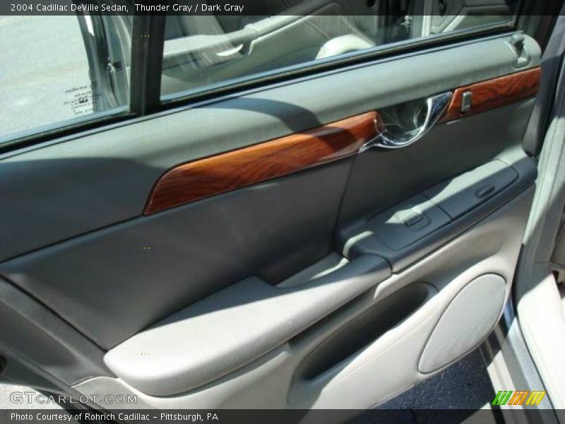 Thunder Gray / Dark Gray 2004 Cadillac DeVille Sedan