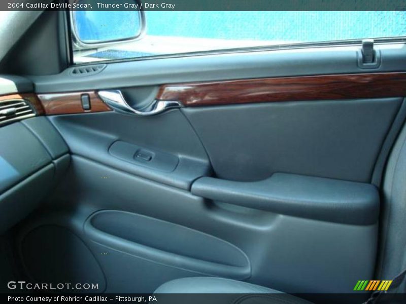 Thunder Gray / Dark Gray 2004 Cadillac DeVille Sedan