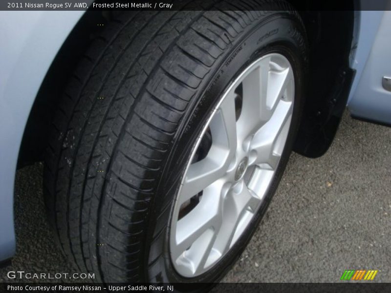 Frosted Steel Metallic / Gray 2011 Nissan Rogue SV AWD
