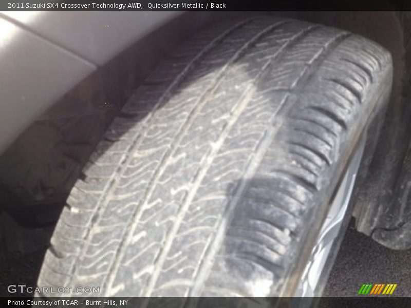 Quicksilver Metallic / Black 2011 Suzuki SX4 Crossover Technology AWD