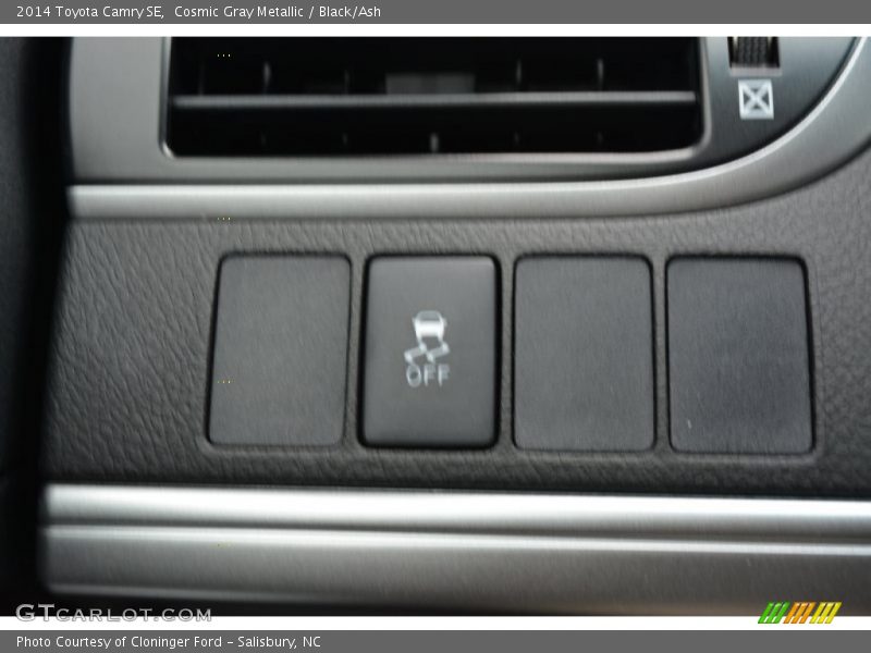 Cosmic Gray Metallic / Black/Ash 2014 Toyota Camry SE