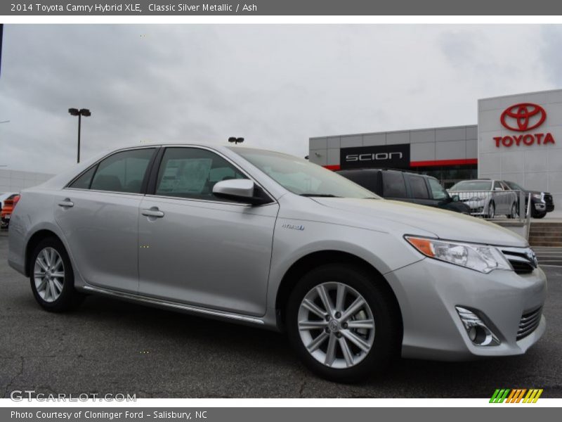 Classic Silver Metallic / Ash 2014 Toyota Camry Hybrid XLE