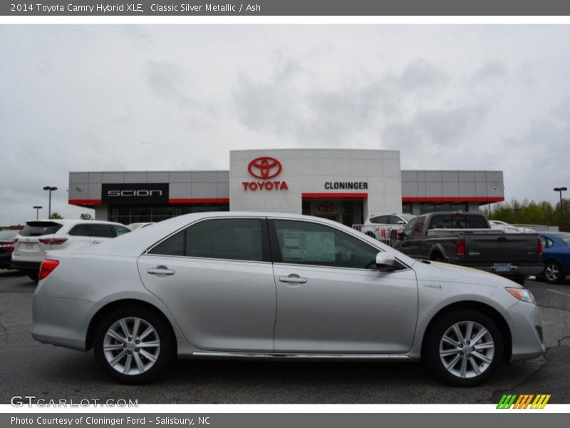 Classic Silver Metallic / Ash 2014 Toyota Camry Hybrid XLE