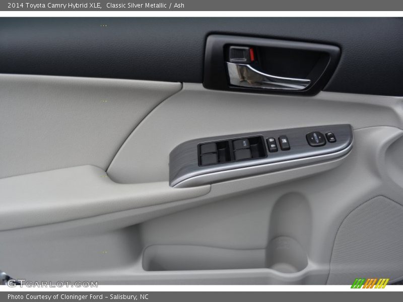 Classic Silver Metallic / Ash 2014 Toyota Camry Hybrid XLE