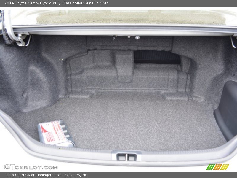 Classic Silver Metallic / Ash 2014 Toyota Camry Hybrid XLE