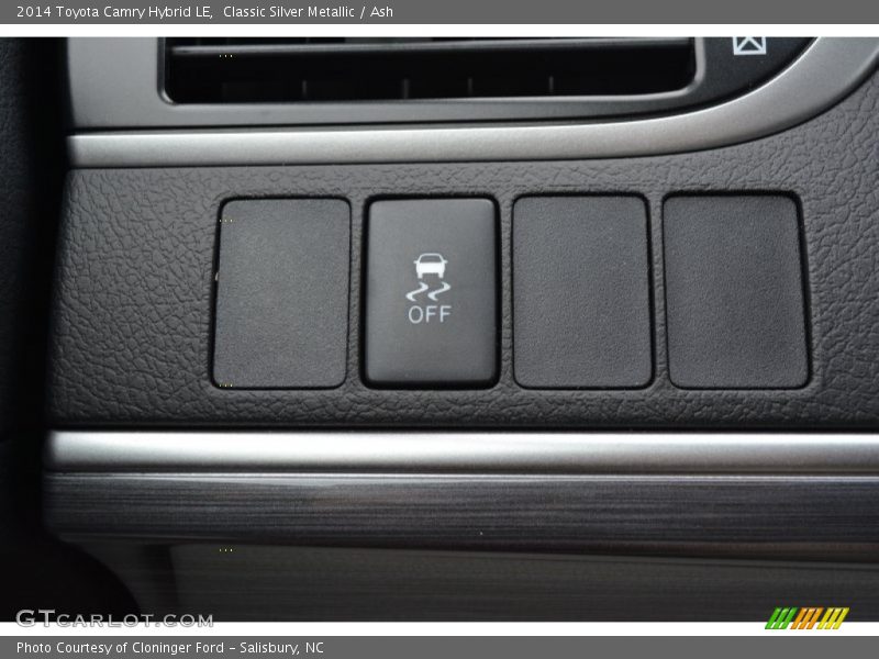 Classic Silver Metallic / Ash 2014 Toyota Camry Hybrid LE