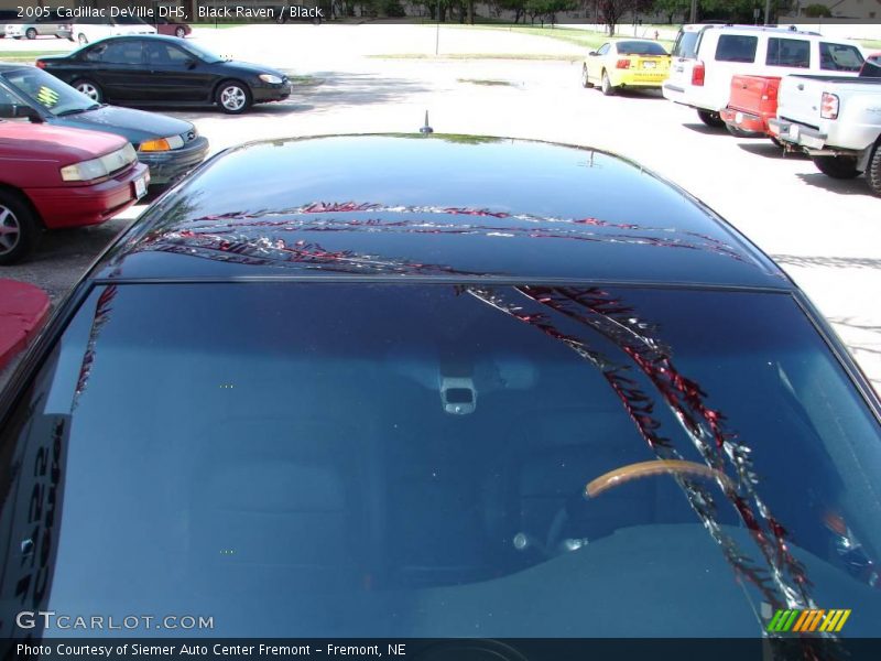Black Raven / Black 2005 Cadillac DeVille DHS