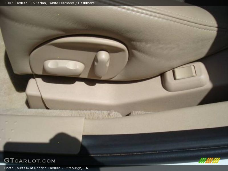 White Diamond / Cashmere 2007 Cadillac CTS Sedan