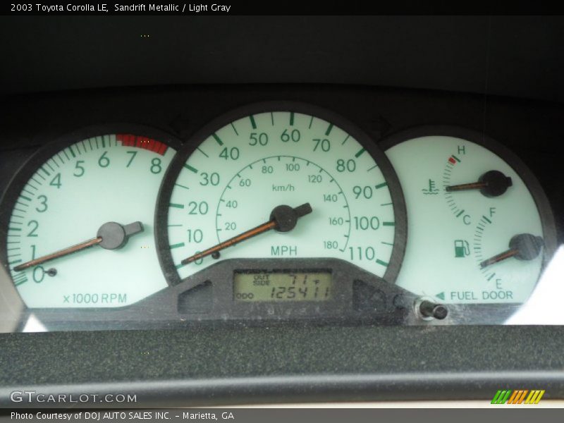 Sandrift Metallic / Light Gray 2003 Toyota Corolla LE