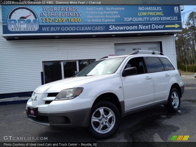 Diamond White Pearl / Charcoal 2003 Mitsubishi Outlander LS 4WD