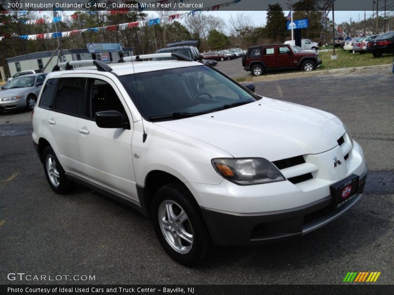 Diamond White Pearl / Charcoal 2003 Mitsubishi Outlander LS 4WD