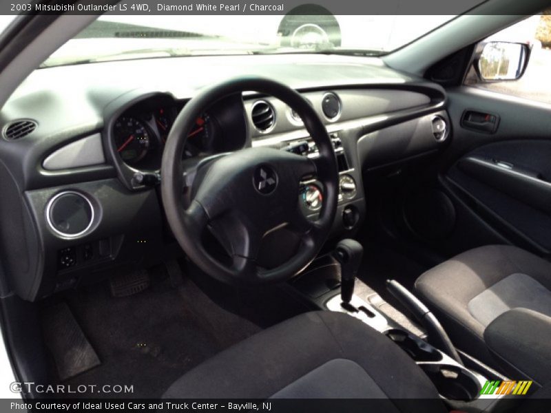 Diamond White Pearl / Charcoal 2003 Mitsubishi Outlander LS 4WD