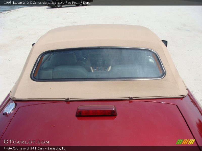 Morocco Red Pearl / Ivory 1995 Jaguar XJ XJS Convertible