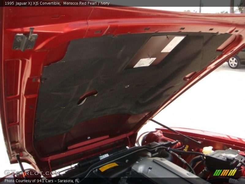 Morocco Red Pearl / Ivory 1995 Jaguar XJ XJS Convertible