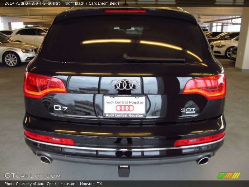 Night Black / Cardamom Beige 2014 Audi Q7 3.0 TFSI quattro