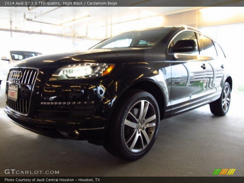 Night Black / Cardamom Beige 2014 Audi Q7 3.0 TFSI quattro