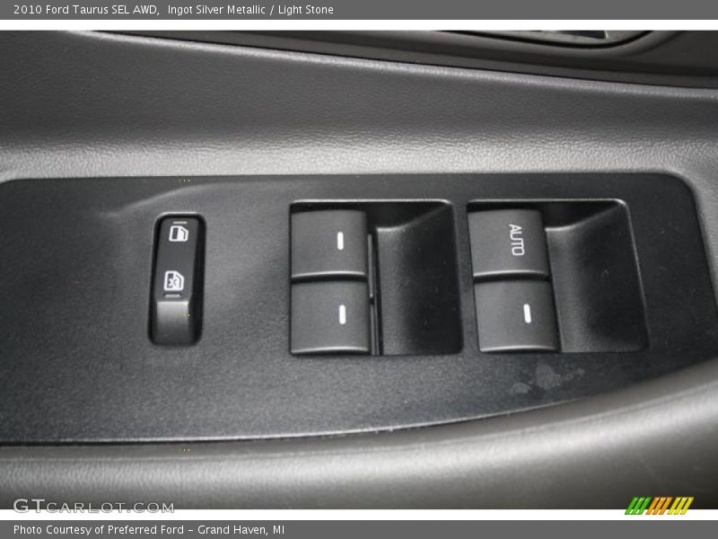 Ingot Silver Metallic / Light Stone 2010 Ford Taurus SEL AWD