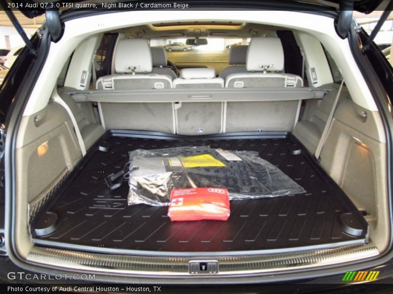 Night Black / Cardamom Beige 2014 Audi Q7 3.0 TFSI quattro