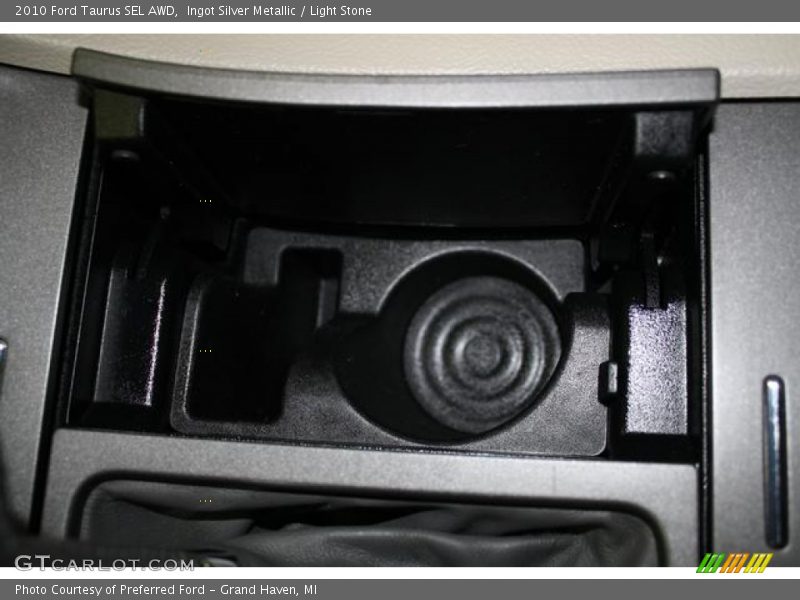 Ingot Silver Metallic / Light Stone 2010 Ford Taurus SEL AWD