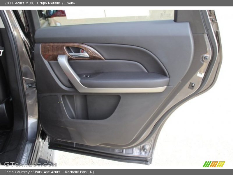 Grigio Metallic / Ebony 2011 Acura MDX
