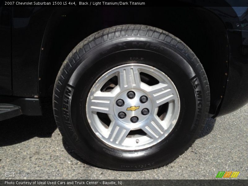 Black / Light Titanium/Dark Titanium 2007 Chevrolet Suburban 1500 LS 4x4