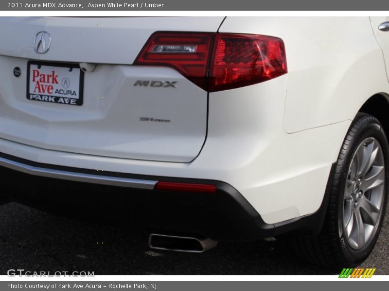 Aspen White Pearl / Umber 2011 Acura MDX Advance