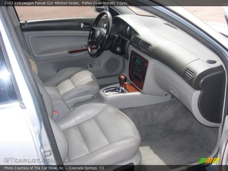 Reflex Silver Metallic / Grey 2003 Volkswagen Passat GLX 4Motion Sedan