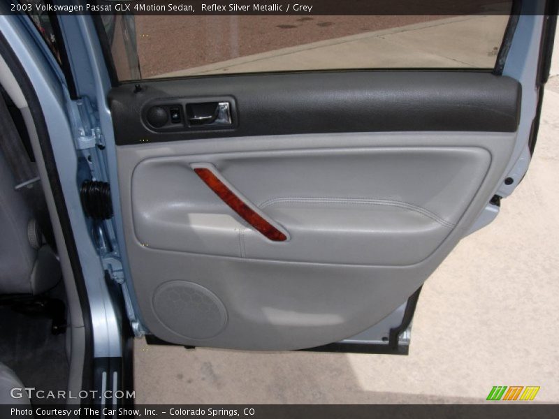 Reflex Silver Metallic / Grey 2003 Volkswagen Passat GLX 4Motion Sedan