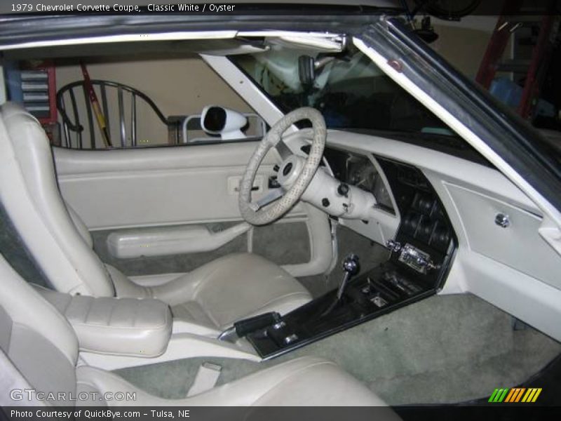 Classic White / Oyster 1979 Chevrolet Corvette Coupe