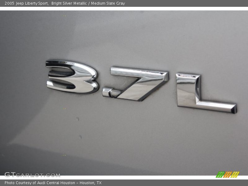 Bright Silver Metallic / Medium Slate Gray 2005 Jeep Liberty Sport