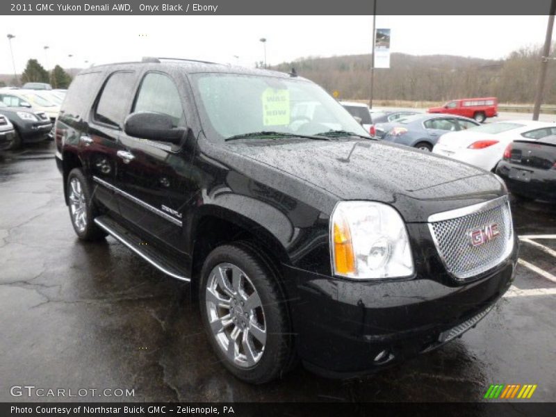 Onyx Black / Ebony 2011 GMC Yukon Denali AWD