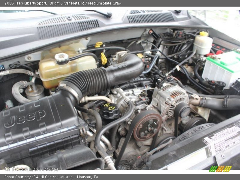 Bright Silver Metallic / Medium Slate Gray 2005 Jeep Liberty Sport