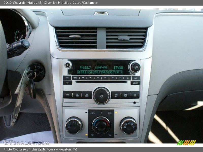 Silver Ice Metallic / Cocoa/Cashmere 2012 Chevrolet Malibu LS