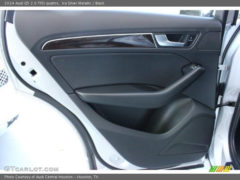 Door Panel of 2014 Q5 2.0 TFSI quattro