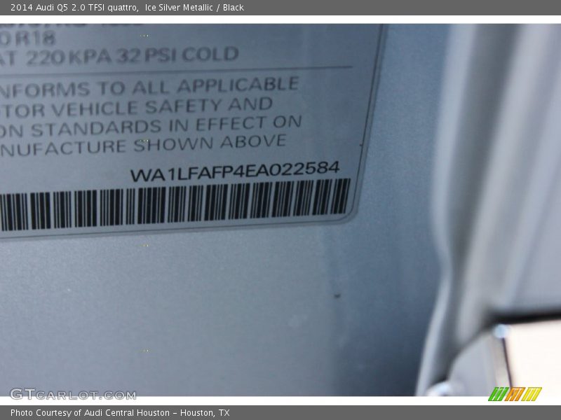 Ice Silver Metallic / Black 2014 Audi Q5 2.0 TFSI quattro
