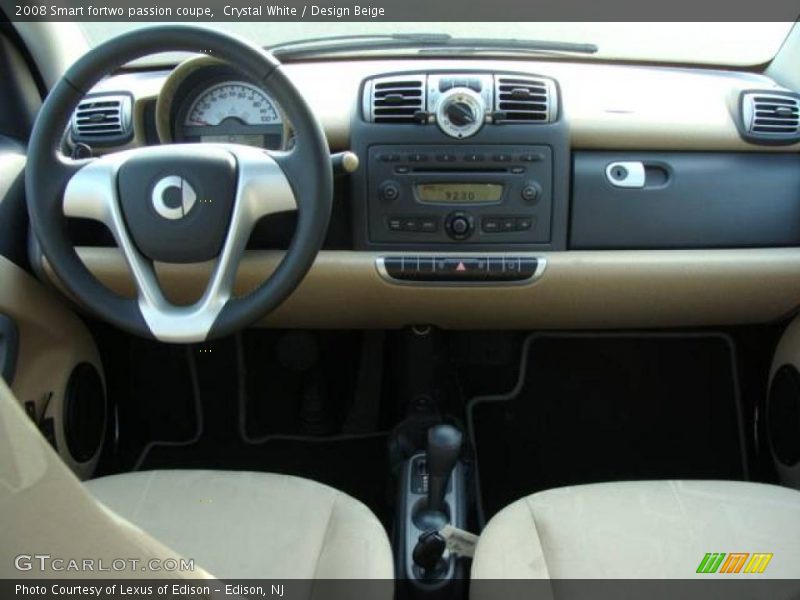 Crystal White / Design Beige 2008 Smart fortwo passion coupe