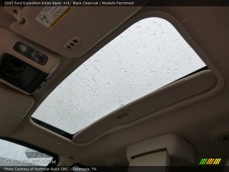 Black Clearcoat / Medium Parchment 2003 Ford Expedition Eddie Bauer 4x4