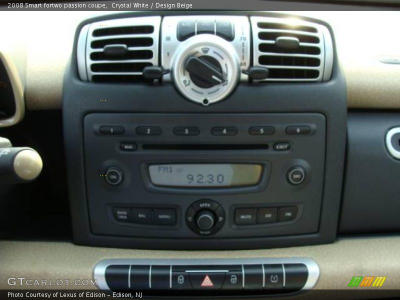 Crystal White / Design Beige 2008 Smart fortwo passion coupe