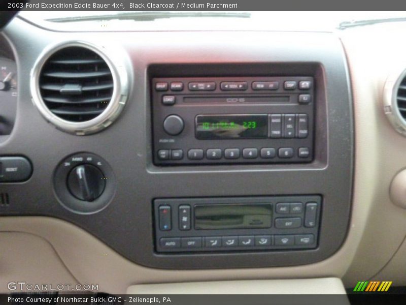 Black Clearcoat / Medium Parchment 2003 Ford Expedition Eddie Bauer 4x4