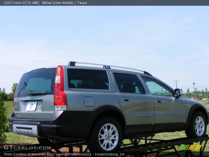 Willow Green Metallic / Taupe 2007 Volvo XC70 AWD