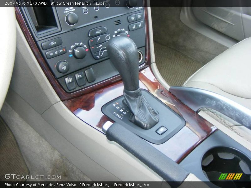 Willow Green Metallic / Taupe 2007 Volvo XC70 AWD