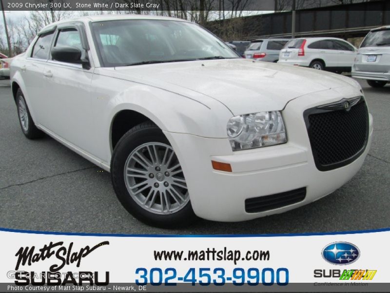 Stone White / Dark Slate Gray 2009 Chrysler 300 LX