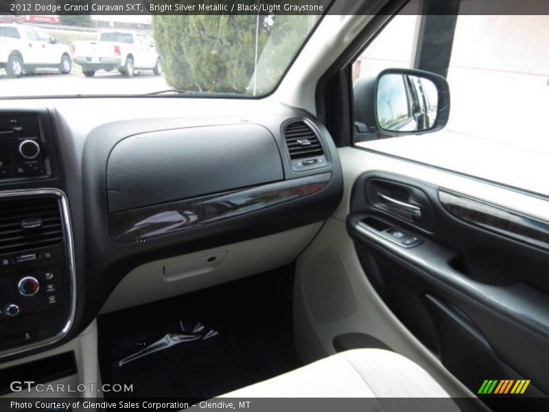 Bright Silver Metallic / Black/Light Graystone 2012 Dodge Grand Caravan SXT