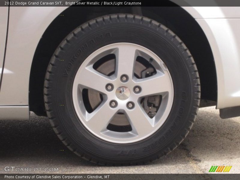 Bright Silver Metallic / Black/Light Graystone 2012 Dodge Grand Caravan SXT